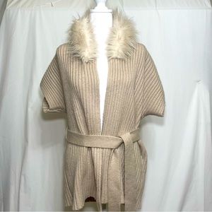 Jennifer Lopez SS Sweater Cardigan w/ Faux Fur collar Size Small